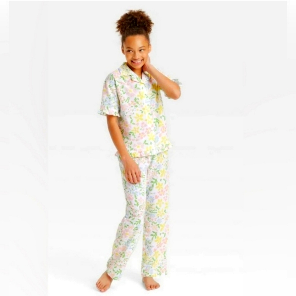 NEW!!! 2 PC PAJAMA SET.